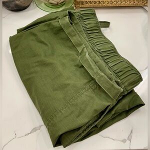 NWT Lane Bryant Deep Olive Green Cotton Blend Cropped Drawstring Pants 22/24